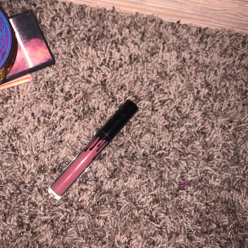 kylie liquid lip